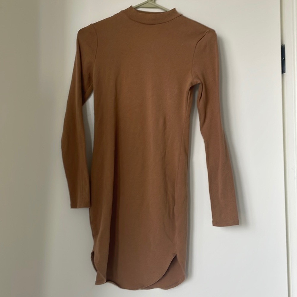 Mock neck long sleeve dress. Size S